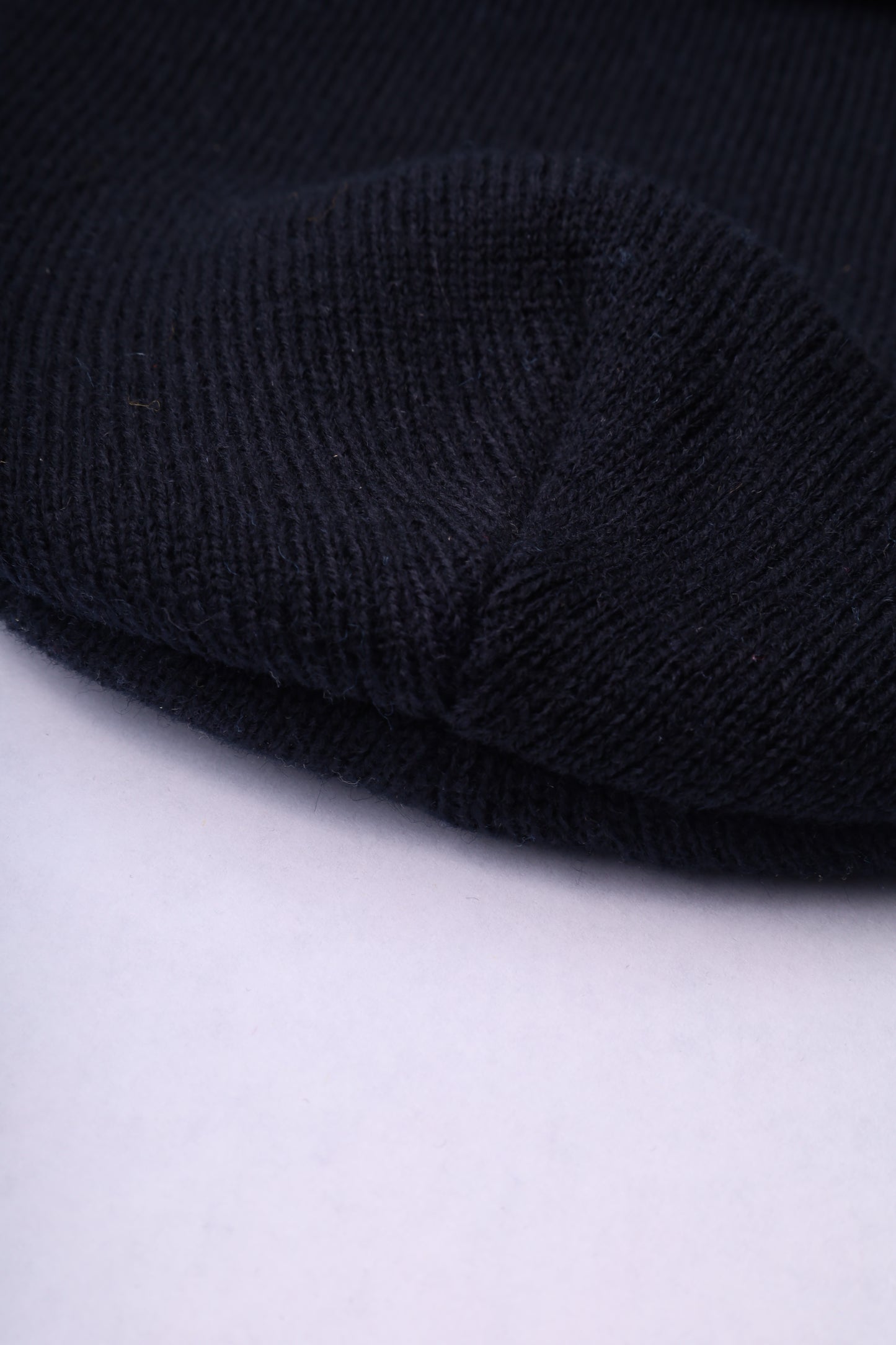 BLACK CLASSIC BEANIE