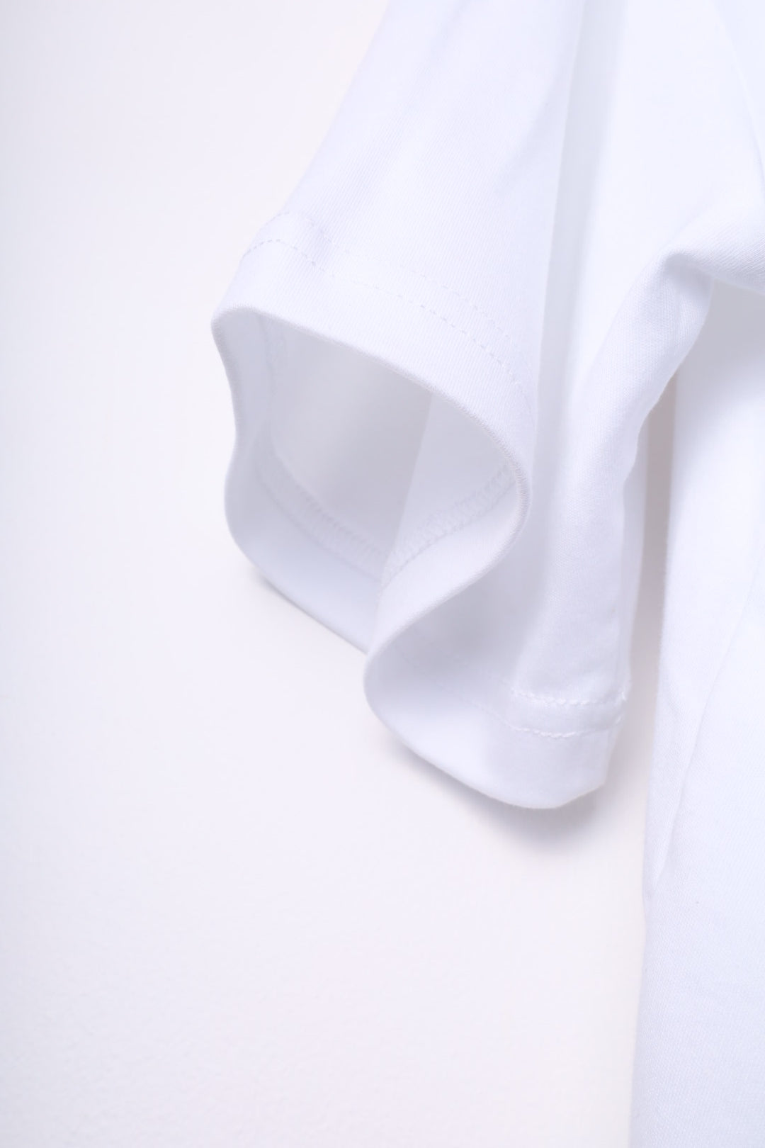 FLAKE BOX SEMI-OVERSIZED TEE