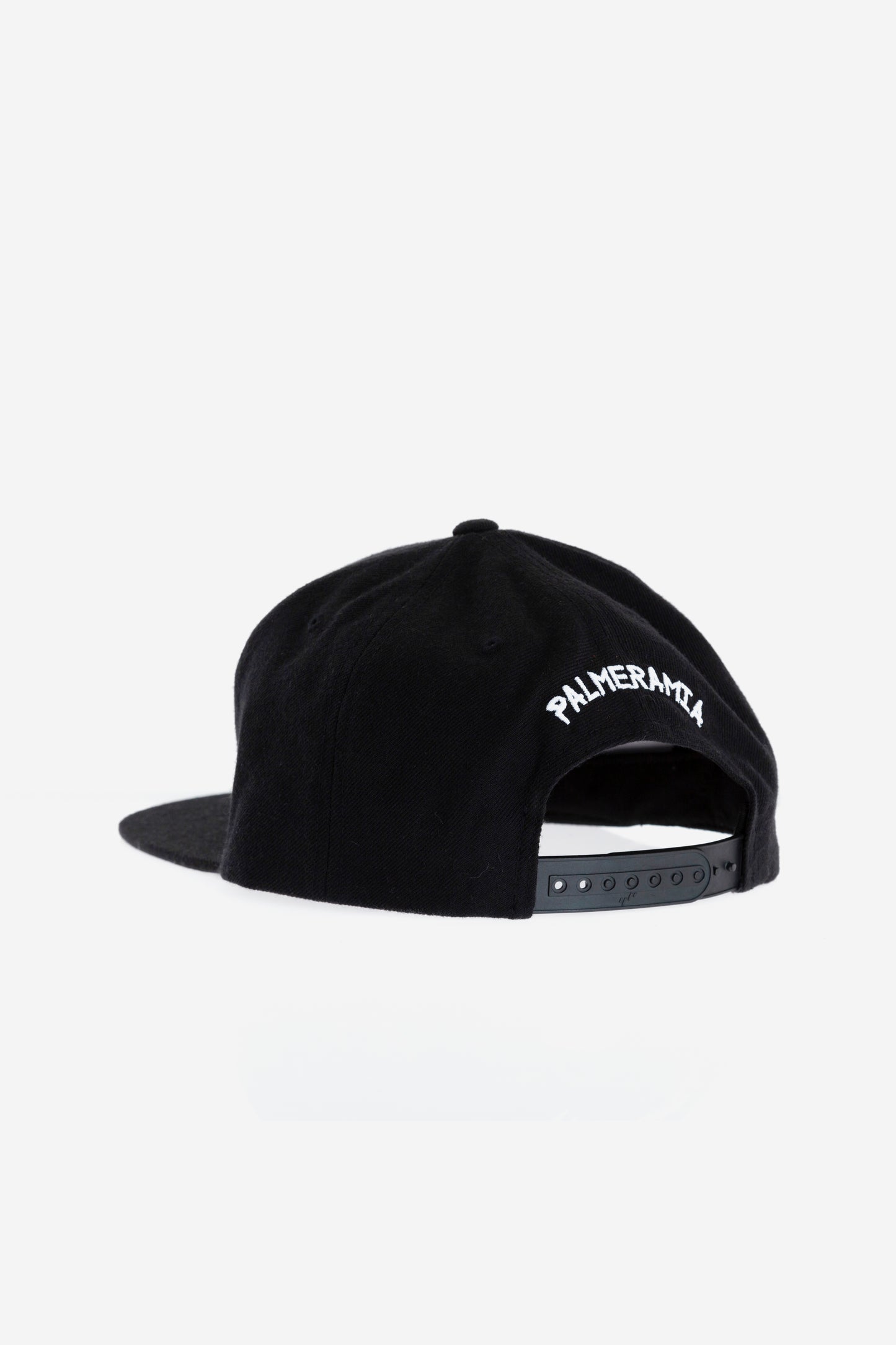 BLACK CLASSIC SNAPBACK